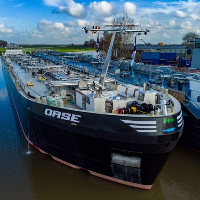 Wereldprimeur aan boord van MTS Oase - Binnenvaartkrant